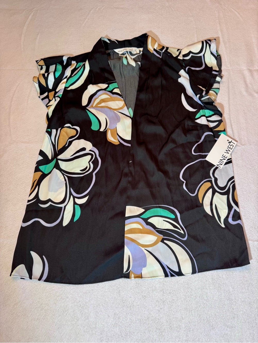 NWT Nine West Black Floral Print Flutter Sleeve Blouse